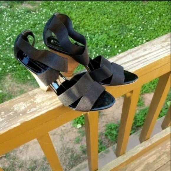 BCBGMaxAzria Black Strappy Block Cone 4" Heels 8 - Picture 2 of 8